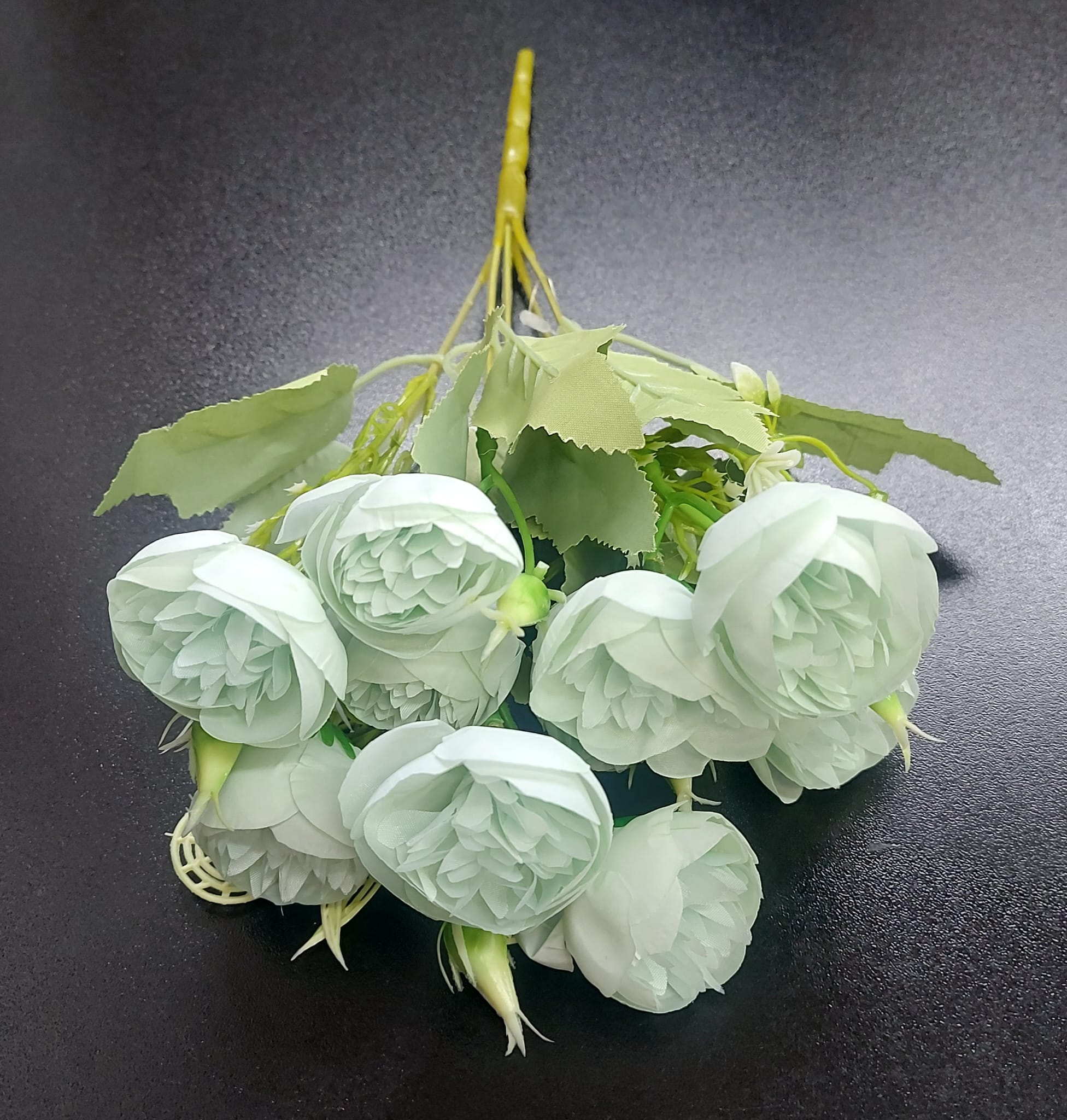 Buchet flori artificiale ranunculus verde pal – 30cm